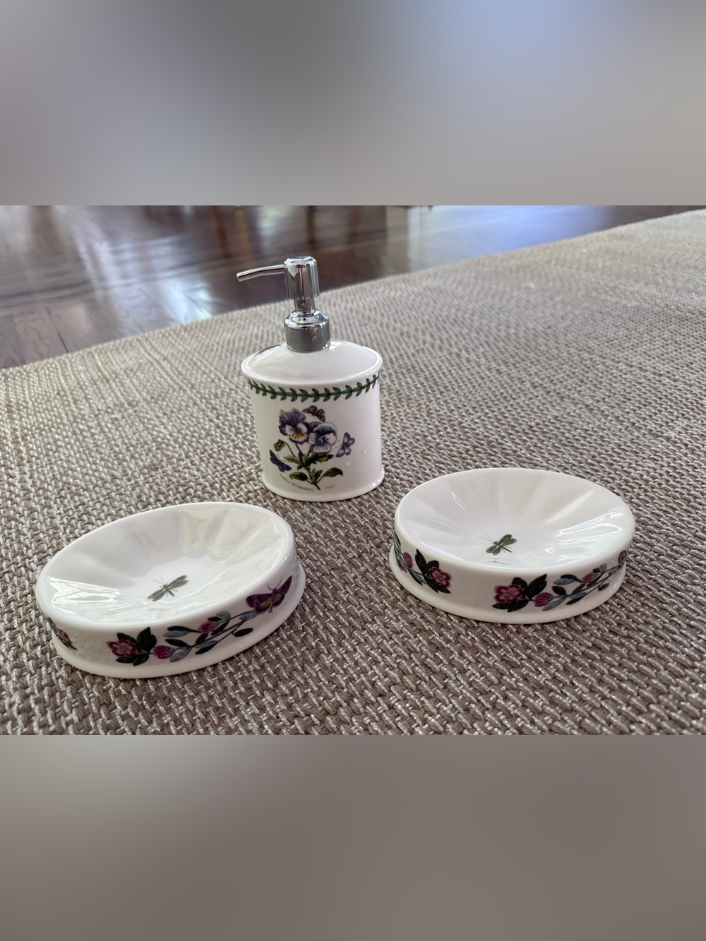 Portmierion Botanical Garden Ceramic Soap Dishes and Soap Dispenser
